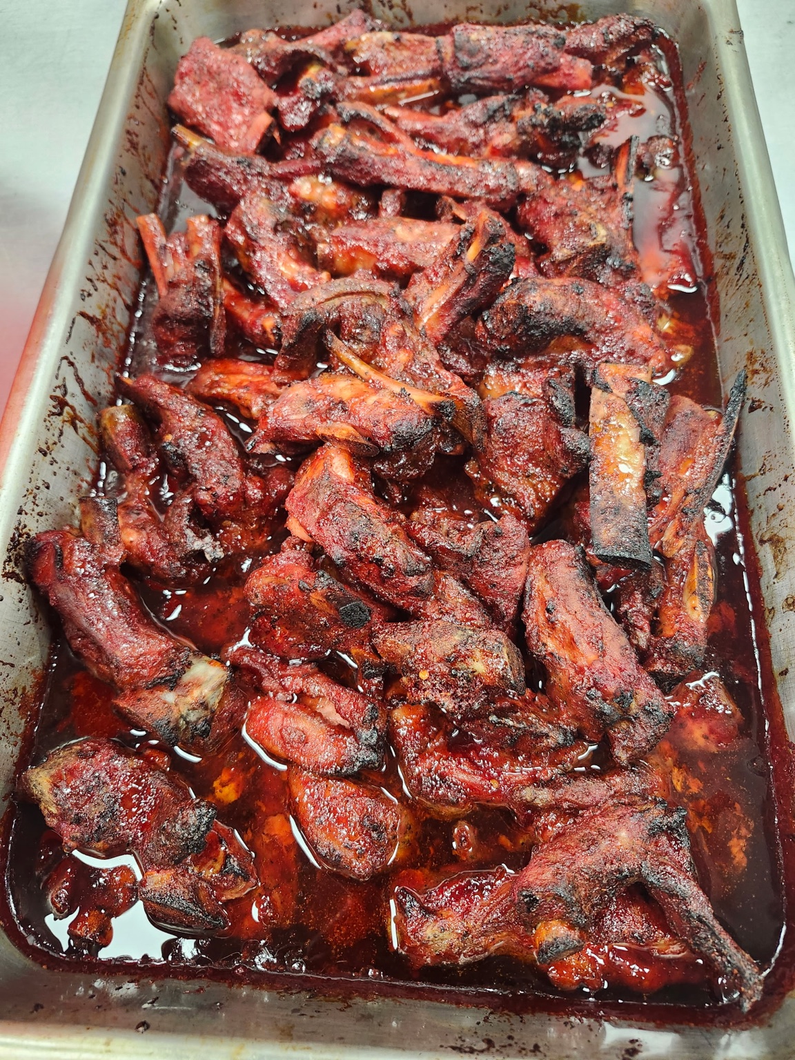 Glazed barbecue ribs